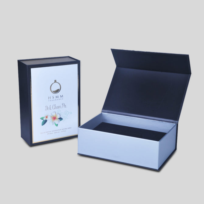 Cardboard printed packaging boxes